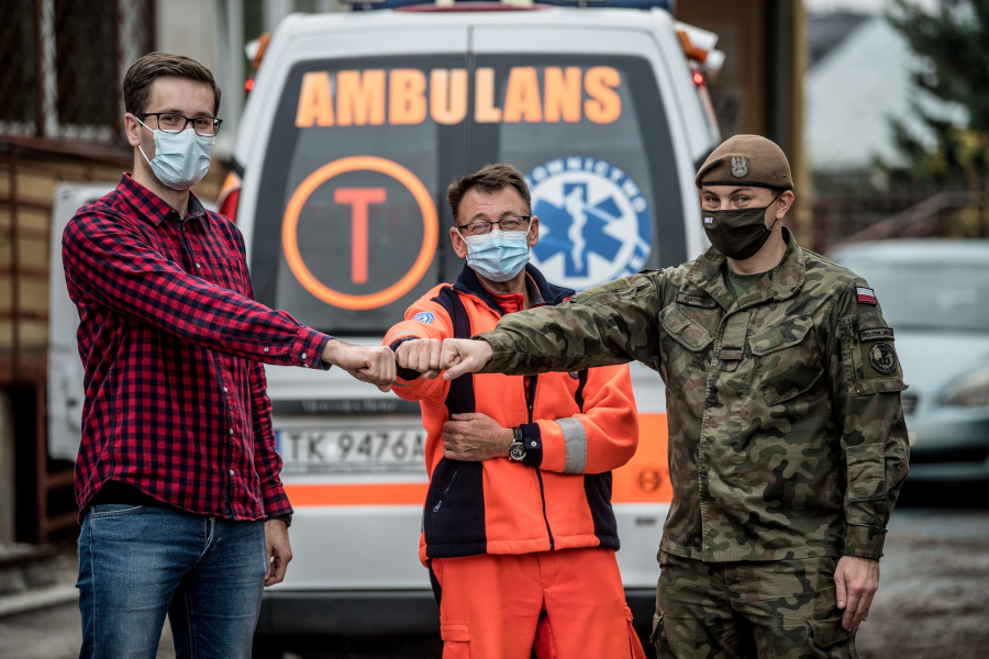 Terytorialsi pomagają zbierać dane o wolnych łóżkach dla chorych na COVID-19