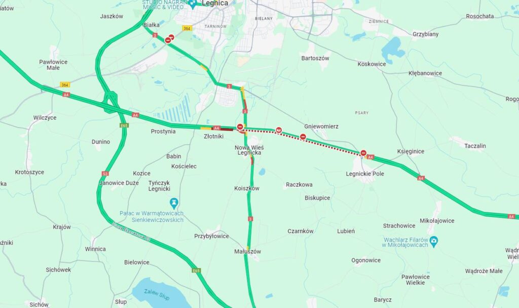 Tragiczny wypadek na A4. Dwie osoby nie żyją, autostrada zablokowana Tragiczny wypadek na A4. Dwie osoby nie żyją, autostrada zablokowana