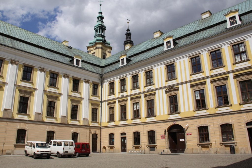 Legnickie Spacery Historyczne. Daj się oprowadzić po Akademii Rycerskiej