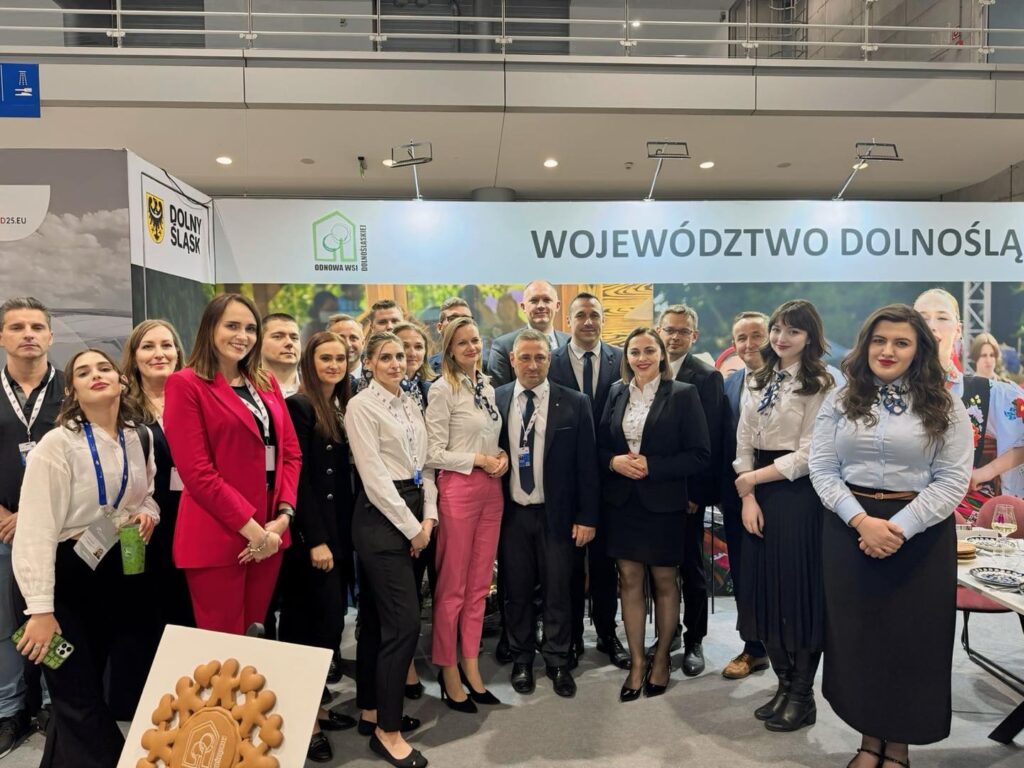 – Niech żyje wieś – piękna, gościnna i różnorodna. Dolny Śląsk na Europejskim Kongresie Odnowy i Rozwoju Wsi – Niech żyje wieś – piękna, gościnna i różnorodna. Dolny Śląsk na Europejskim Kongresie Odnowy i Rozwoju Wsi